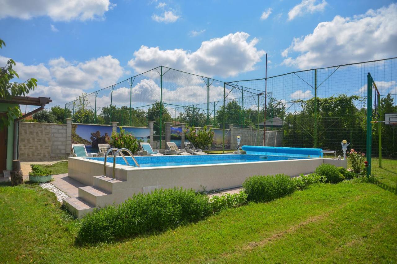 Guest House Erida Trastenik Exterior photo